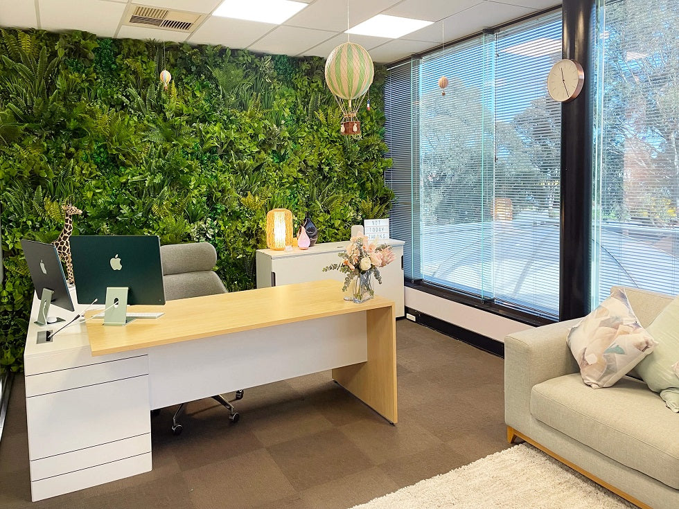 How to Choose an Artificial Green Wall